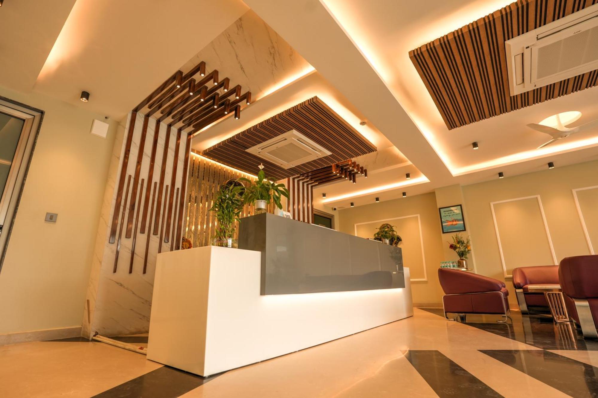 Rj Hotel - Managed By Atithi House 大诺伊达 外观 照片
